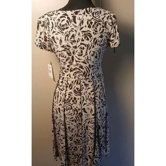 Perceptions Abstract Short Cap Sleeve Dress Beige/Brown Women's Petite 6 NWT - Picture 3 of 8